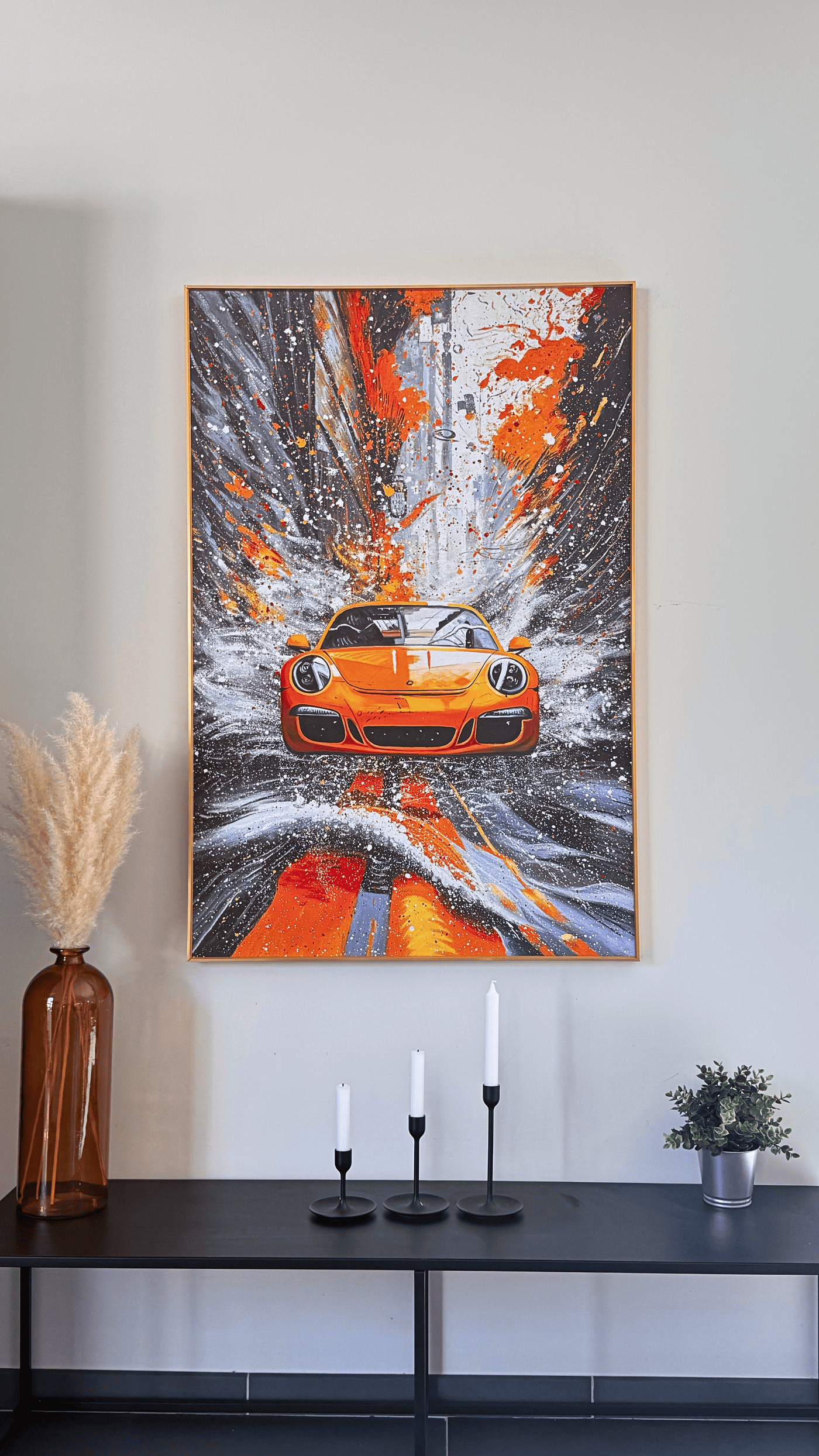 Impact Dynamique - Porsche 911 Jaune - Art Explosif Contemporain avec une voiture sportive éclaboussant une ville dans un style expressionniste vibrant. Tableau mural idéal pour les passionnés d'ArtAutomobile et de décoration dynamique.